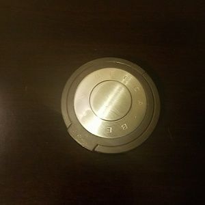 Mini becca opal highlighter